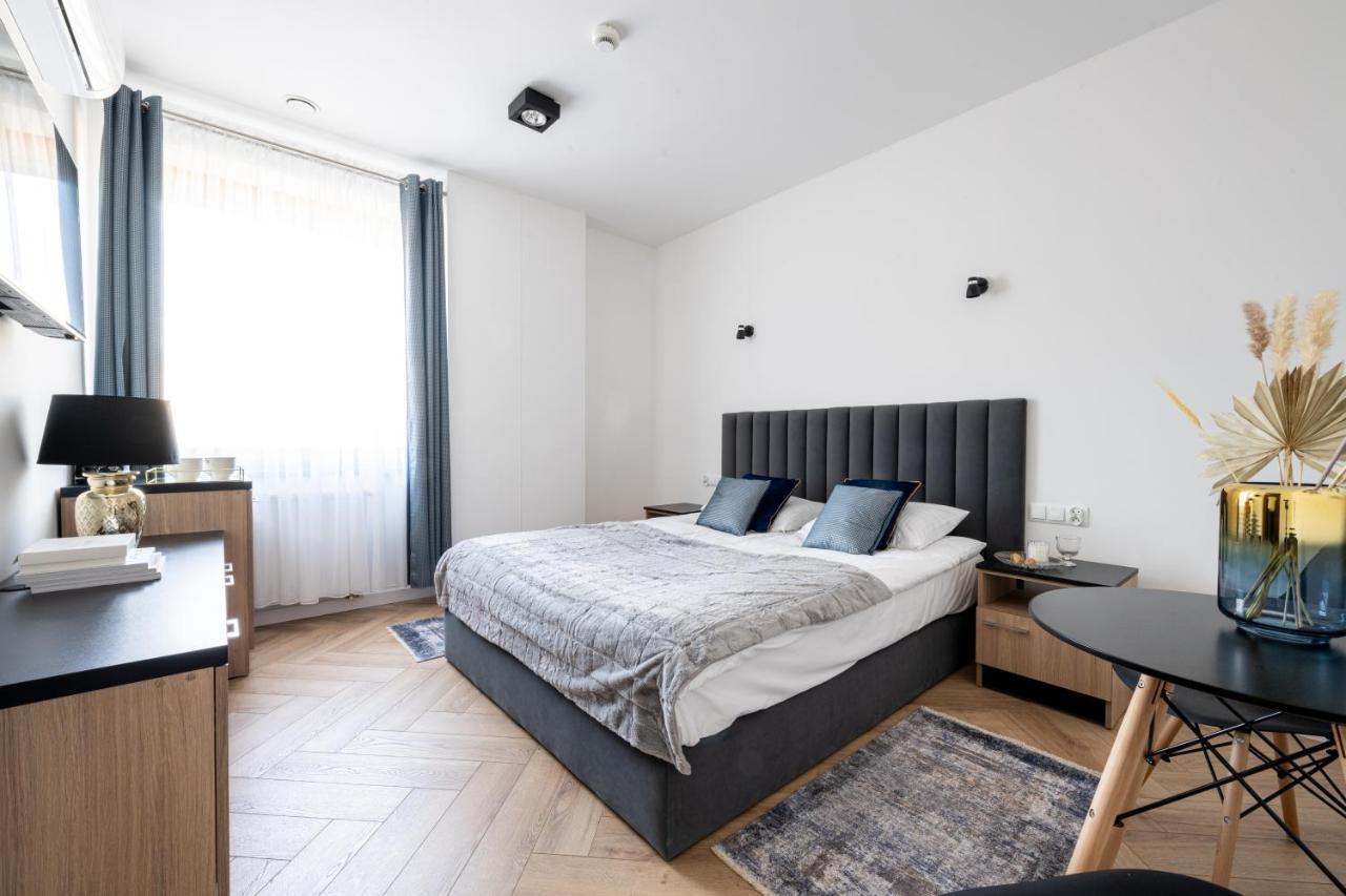 Modom Szymony 15 B Aparteo Апартаменти *