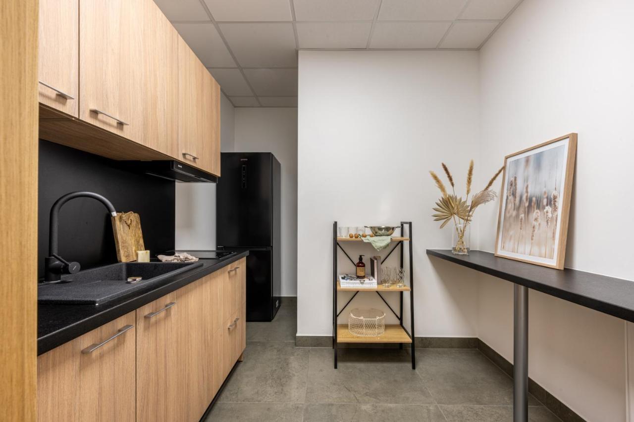 Modom Szymony 15 B Aparteo Apartment *