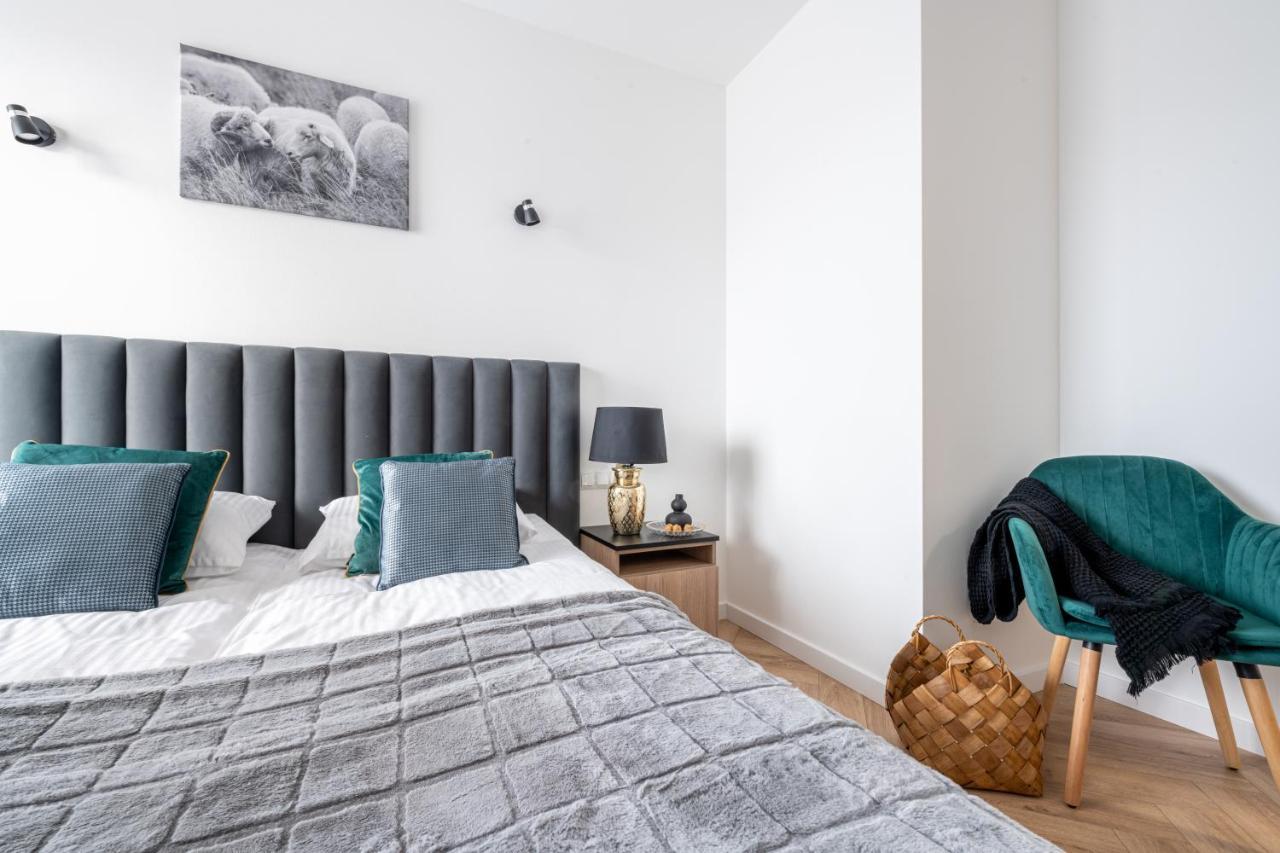 Modom Szymony 15 B Aparteo